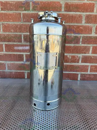 Used ALLOY PRODUCTS 15 LITER STAINLESS STEEL VESSEL 125 PSI W/ 4.5" OPENING Pressure Vessels California US | Equipment Lab #488775