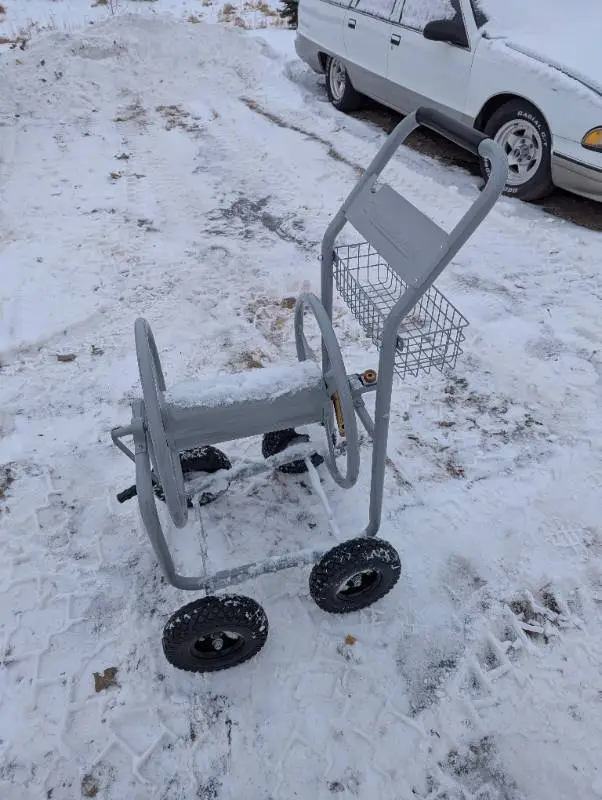 Heavy duty strongway hose reel cart, four wheels