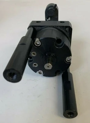 USED SMC CRBUW30-180SE