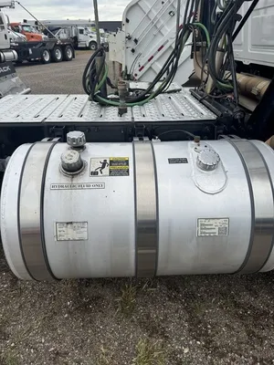 Used 2023 MACK PINNACLE PI64T Conventional trucks Minnesota US | Carco Truck & Equipment #1513982