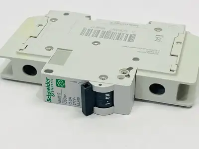 M9F42108 | Schneider Electric  Miniature Circuit Breaker 1P 8A 277V - New