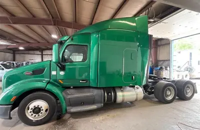 Used PETERBILT 579 Tractors & Trailers Illinois US | Mitsubishi HC Capital America #1360674