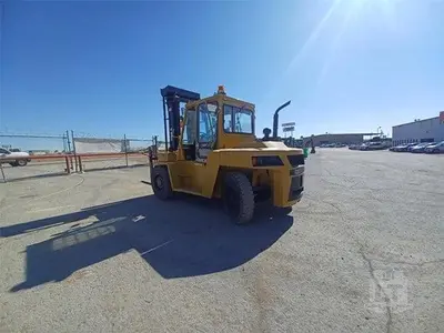 USED 1995 CAT DP90
