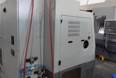2005 Hyundai SKT 21LMS Multi-Task Turning Center
