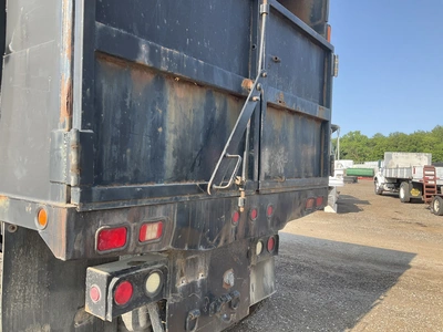 Used 2006 PETERBILT 362 Dump trucks Michigan US | Miedema Asset Management Group #1321340