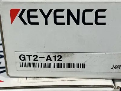 NEW KEYENCE GT2A12