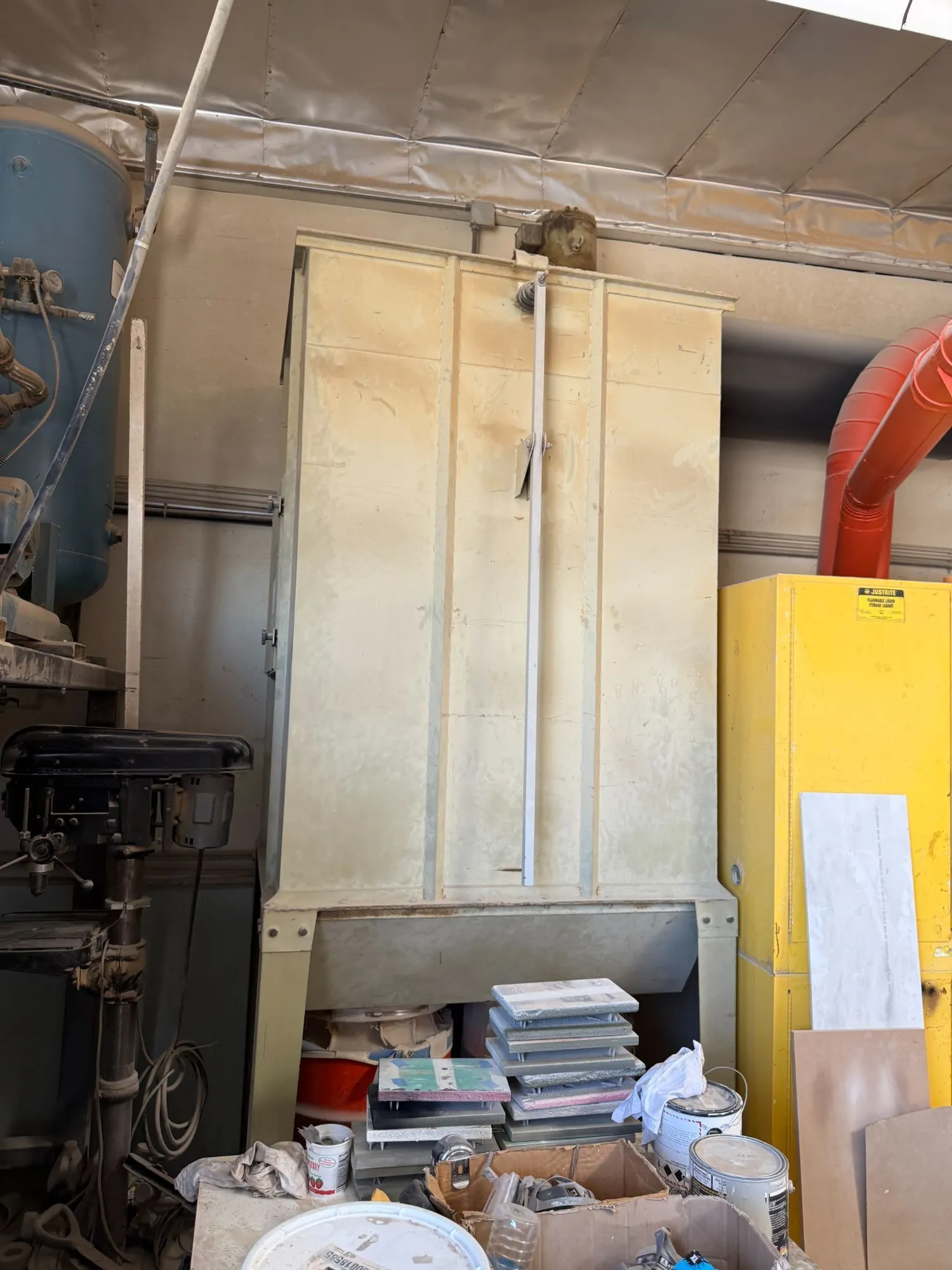 Used _UNKNOWN_ _UNKNOWN_ Dust Collectors California US | Heavy Wall Consulting #1325413