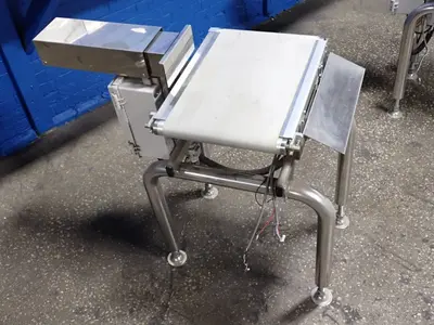 And 20" X 12" Reject Table