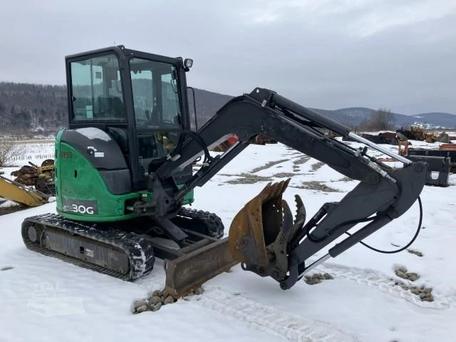 Used 2019 DEERE 30G Excavators New York US | Beck Equipment #1509313