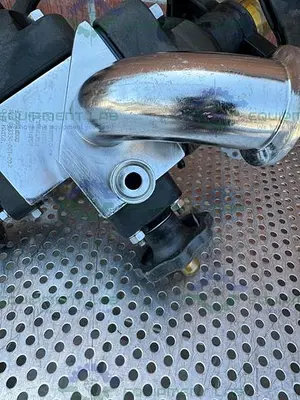 USED 4 ITT PURE-FLO STAINLESS STEEL DIAPHRAGM VALVES W/ 1.5" TO 1/2" SANITARY FITTING