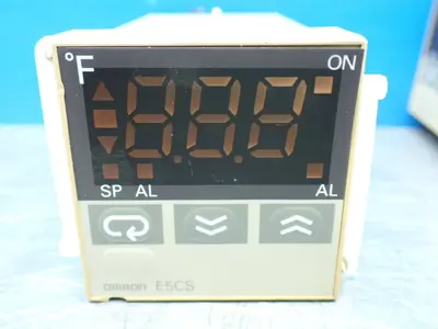 Used OMRON E5CSQ1KJXF Temperature Controls Ohio US | HGR 24 #942606