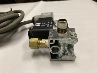 New | in-Stock ROSS W1413A1409 Solenoid Valves Ohio US | Surplus Asset Holdings #1246668