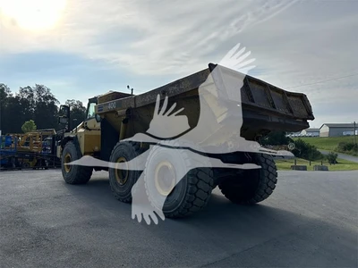 USED 2008 KOMATSU HM400-2