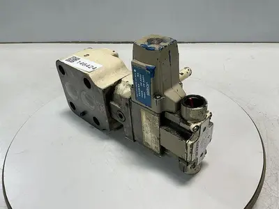 USED VICKERS DG4V-3-OB-P-L-T-10-JA-S310