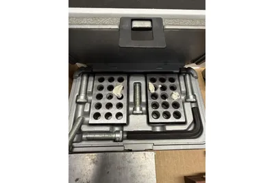 Used _UNKNOWN_ _UNKNOWN_ V-Blocks California US | KD Auctions #1359456