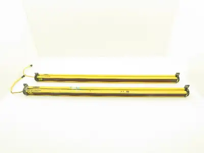 Banner SLSE30-900P8 SLSR30-900P8 EZ-SCREEN Safety Curtain Receiver Emitter 900mm
