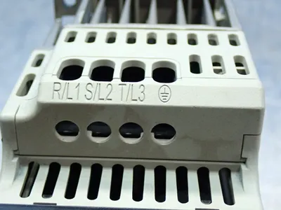 USED ALLEN BRADLEY 22FV2P5N103