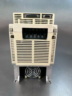 Yaskawa SERVOPACK SGDB-20ADG / SGDB20ADG 1.8KW 16.7A 2.41HP (4.6.2)