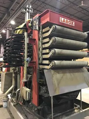 USED 2004 LAROX PF 12.5 A1