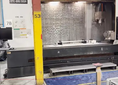 USED 2010 MAZAK VTC800E/30-SR