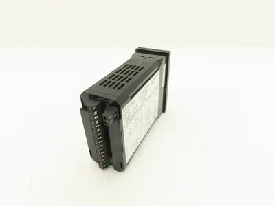 Red Lion Controls TCU00001 4.4 Digit Panel Mount Temperature Control 115/230VAC