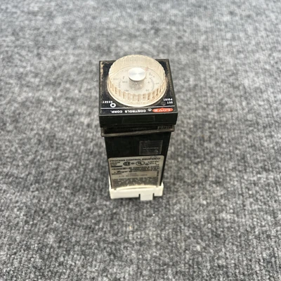 Used Dwyer 1403A Temperature Controls California US | Davliegogo LLC #1708375