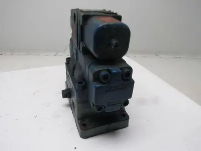 Racine OD4 F967876.20 4 Way Hydraulic Valve 3000 PSI