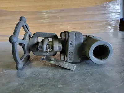 1" Class 800 Gate Valve API 602