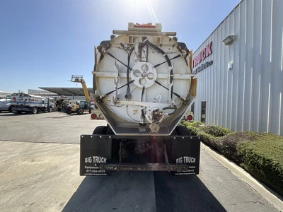 Used 2016 PETERBILT 567 Tractors & Trailers California US | Big Truck & Equipment #1542414