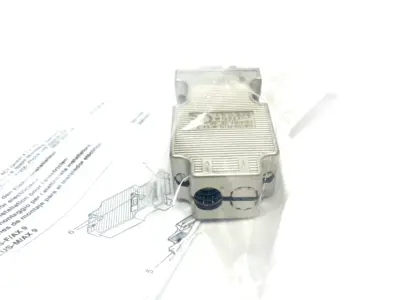SUBCON-PLUS-M/AX 9,2904467 | Phoenix Contact SUBCON-PLUS-M/AX 9 D-Sub 9-Position Bus Connector 2904467 - New