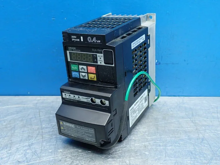 Used OMRON 3G3MX2A2004V1 Power Inverters | HGR 24 #747955