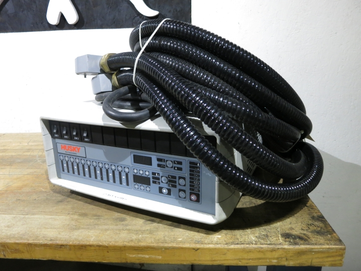 Used HUSKY GLC21-PRONTO4 Temperature Controls | Hunter Plastics #788997