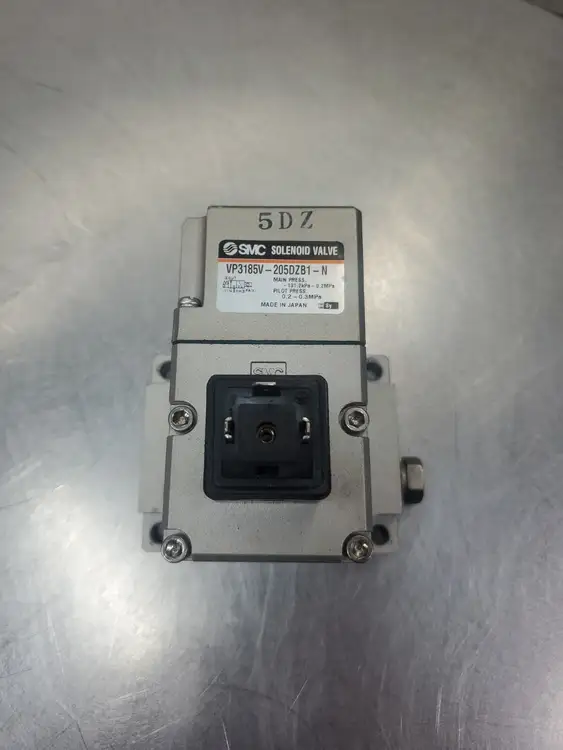Used SMC _UNKNOWN_ Valves/Fittings | Palmetto Automation #1149611