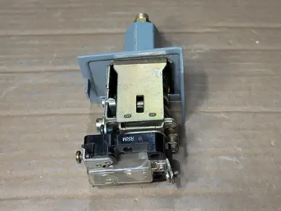 USED ALLEN-BRADLEY 836-C8
