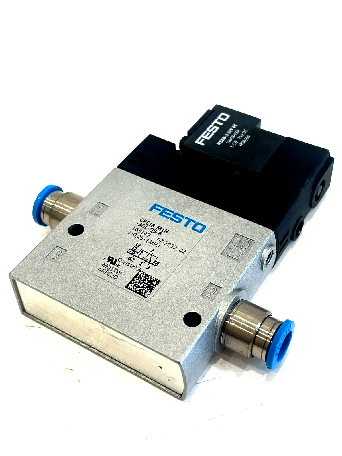 NEW FESTO CPE18-M1H-3GL-QS-8 SOLENOID VALVE 163149 CPE18M1H3GLQS8