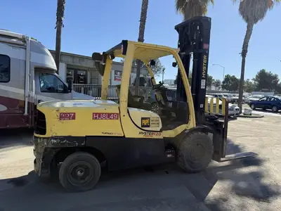 USED 2015 HYSTER H120FT