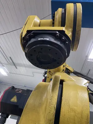 USED 2009 FANUC R2000iB/210F