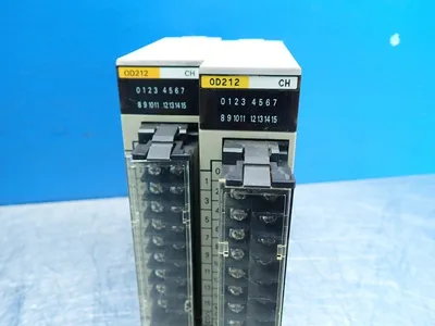 USED OMRON C200HOD212