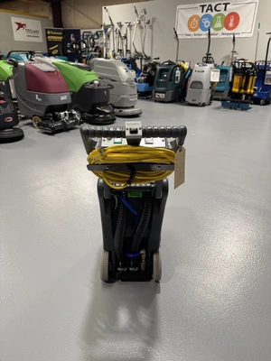 IPC SC4 12″ 4 Gallon Carpet Extractor Refurbished