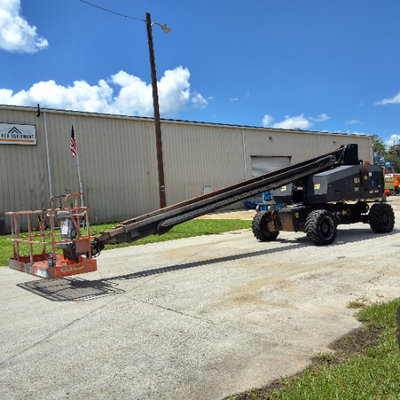 USED 2012 JLG 800S
