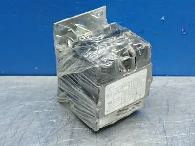 Used ARROW HART ACC330U10 PLC Contactors Ohio US | HGR 24 #884227