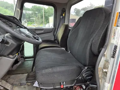 USED 2013 PETERBILT 365
