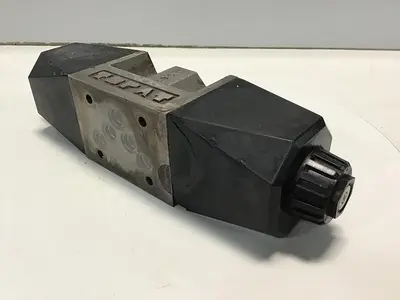 USED TOKIMEC DG4V-5-2C-M-U7L-H-7-40