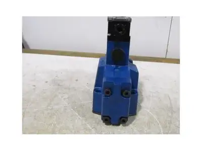 Rexroth R978903768 4WEH16EB72/6EW110N9DK23L Valve NEW