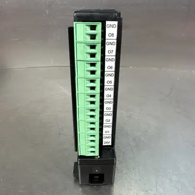 Tecnint HTE MD-DI08DOP08 Modular I/0 System. (5.4.1)