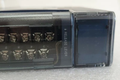 NEW GE Fanuc IC694MDL340A