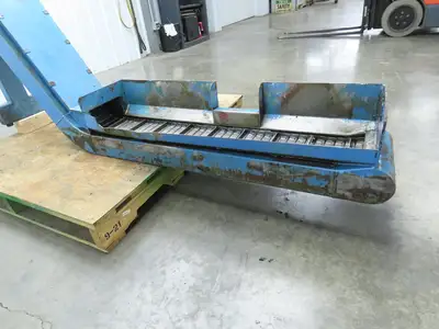 Tsubaki 10"W x 90"L Chip Conveyor 7.5"Belt 45" Infeed 38"H Discharge 220V 3PH