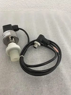 USED WIKA 7923245