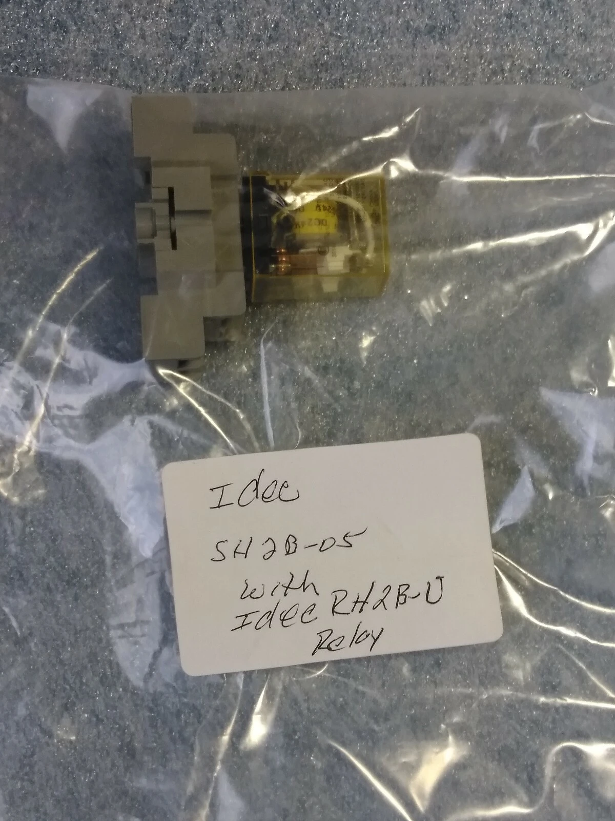 USED IDEC RH2B-U