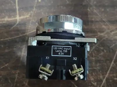 New | in-Stock EATON 10250T/91000T E34 Lighting British Columbia CA | Lenmark #254083